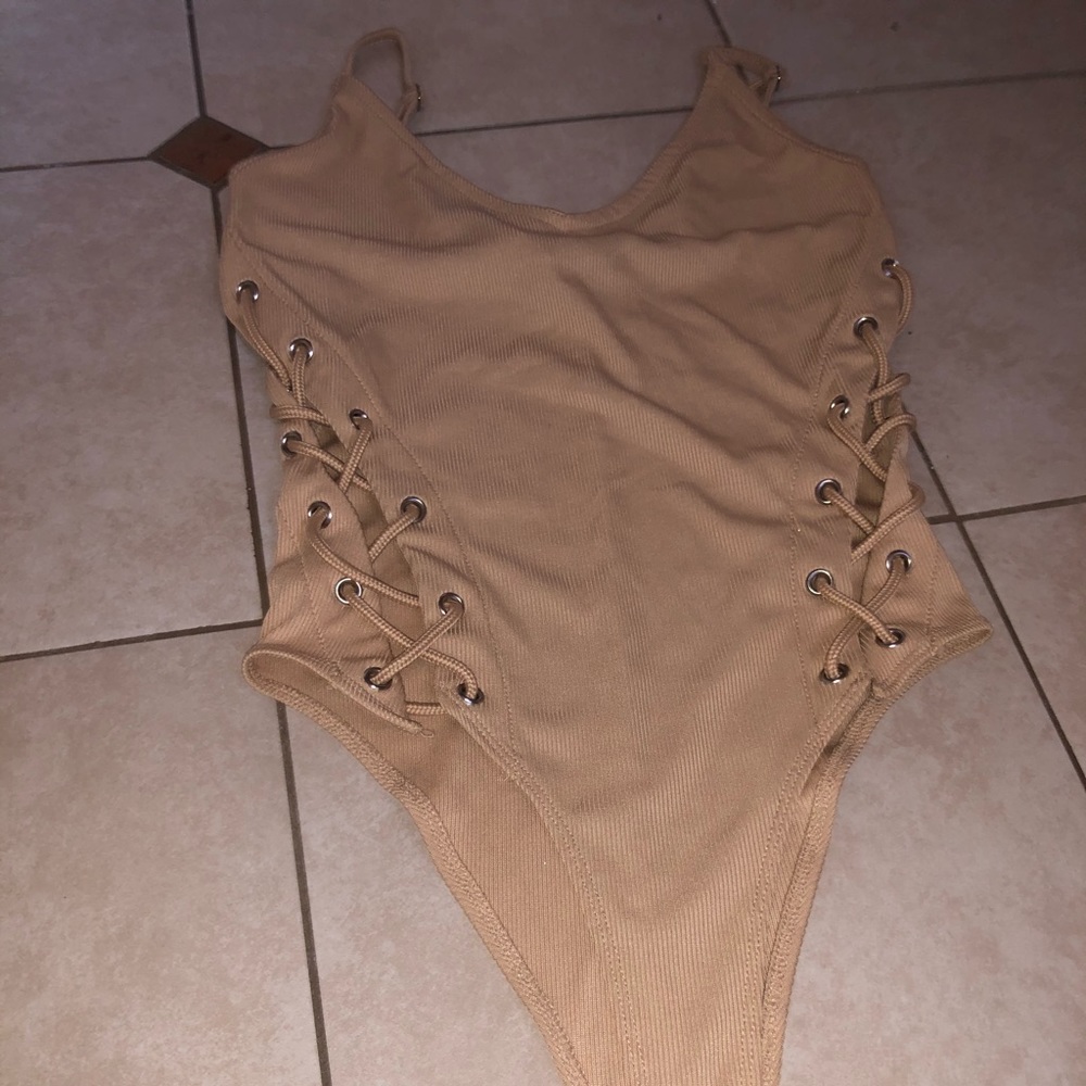 Lace Detail Bodysuit